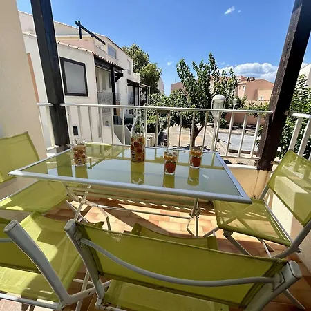 T2 Cabine, Parking, Cap D'agde - Fr-1-249-458 Agde